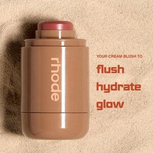 Rhode Pocket Blush Buildable Hydrating Cream Blush in Sun Soak. SOLD OUT! NIB!